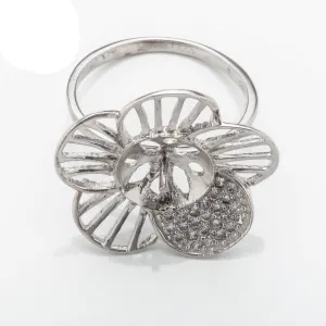 Hollow Flower Ring with Cub Zirconia Inlays and Cup and Peg Mounting in Sterling Silver 9mm