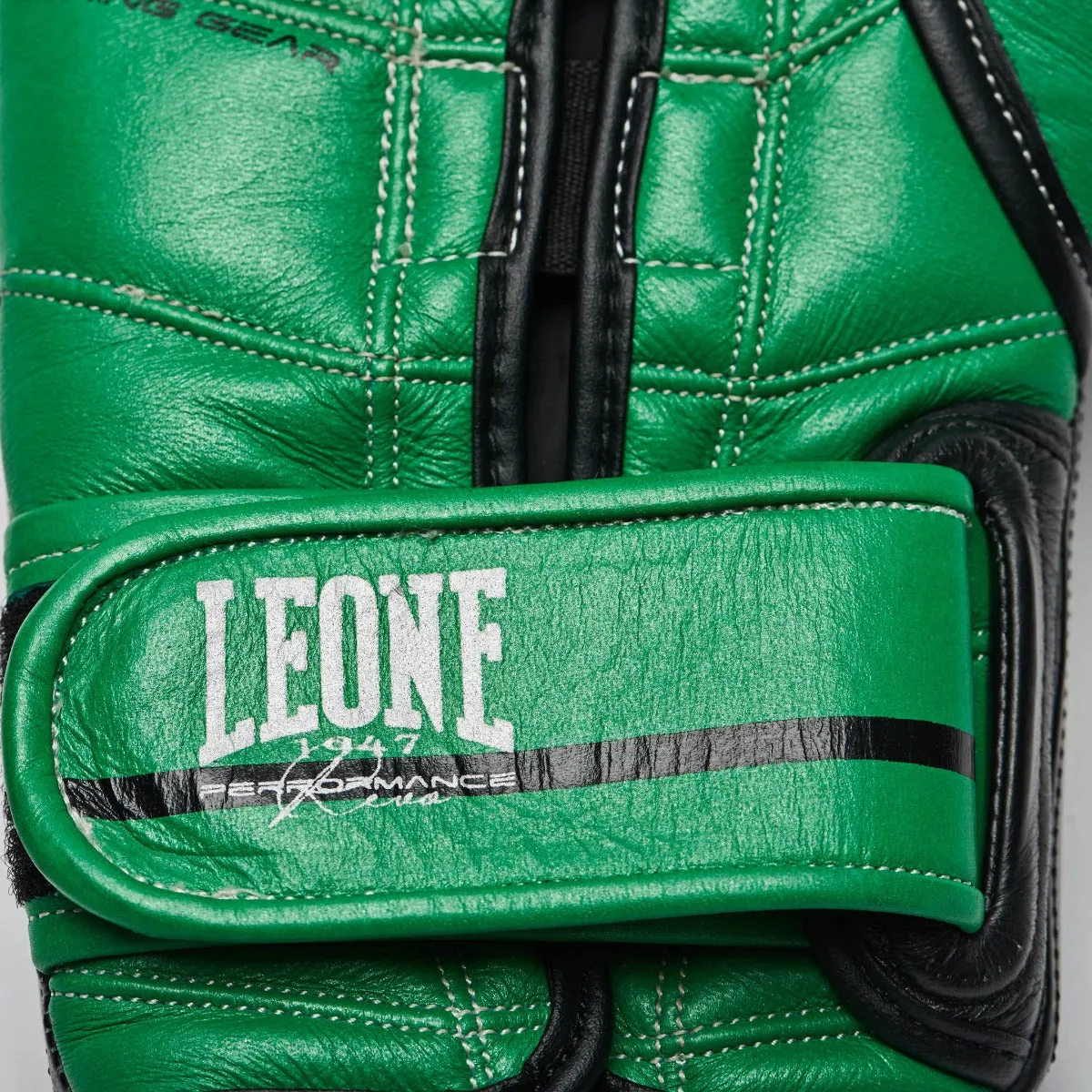 Leone Revo Performance Boxing Gloves Black