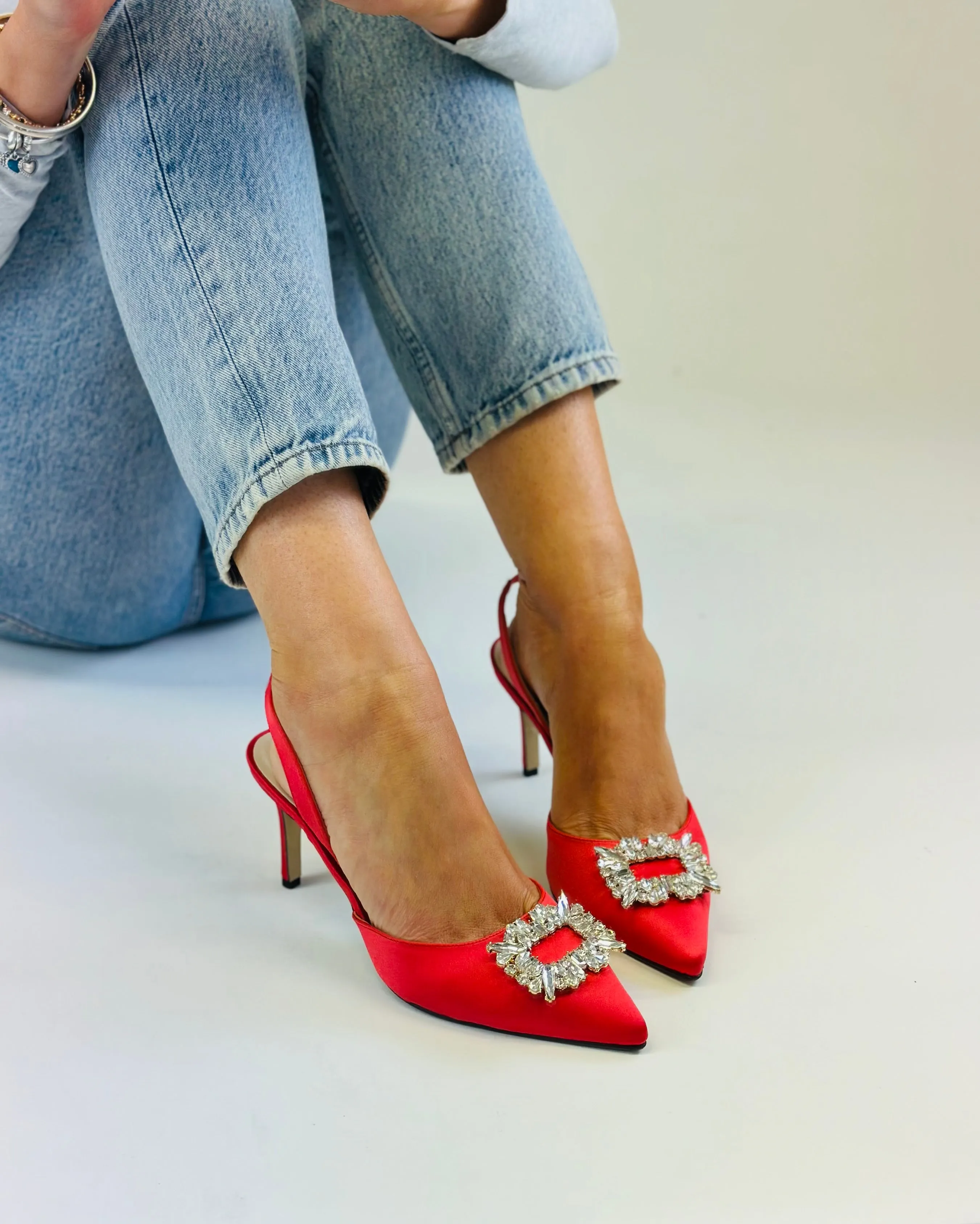 SAMPLE SALE Red sligback heels