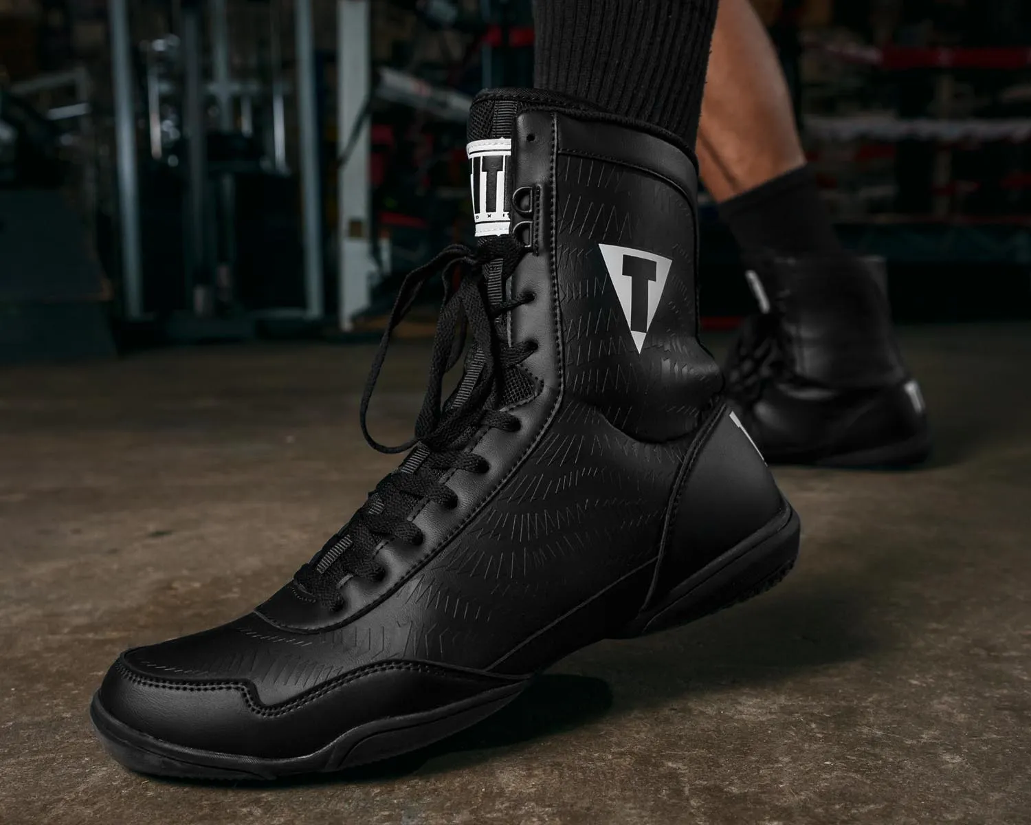 TITLE Boxing Predator Shoes 2.0